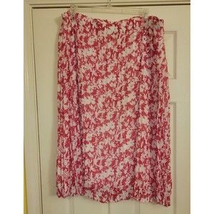 Lovely Plus-Size Pleated Floral Skirt By George Size 22W/24W (3X)